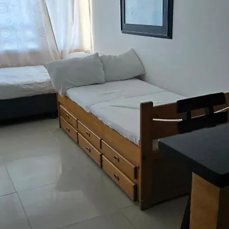 Vista Al Mar-1hab-piscina-2 Min Playa-c Historico Apartamento Cartagena